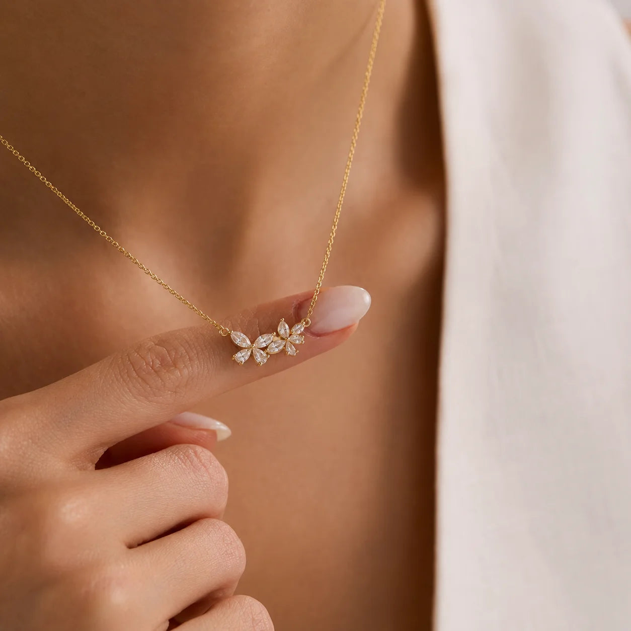 Gold Pendant Necklace Collection | Wovetsa