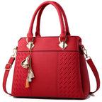 Diamond Quilted Large Shoulder Bag | Wovetsa