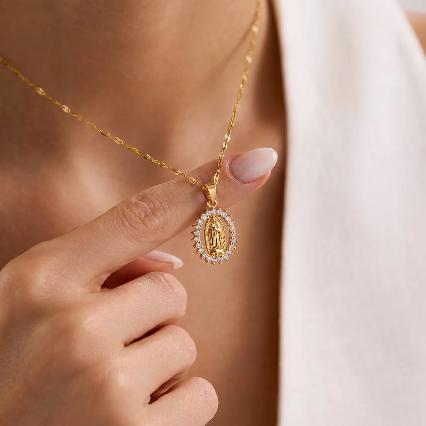 Gold Pendant Necklace Collection | Wovetsa