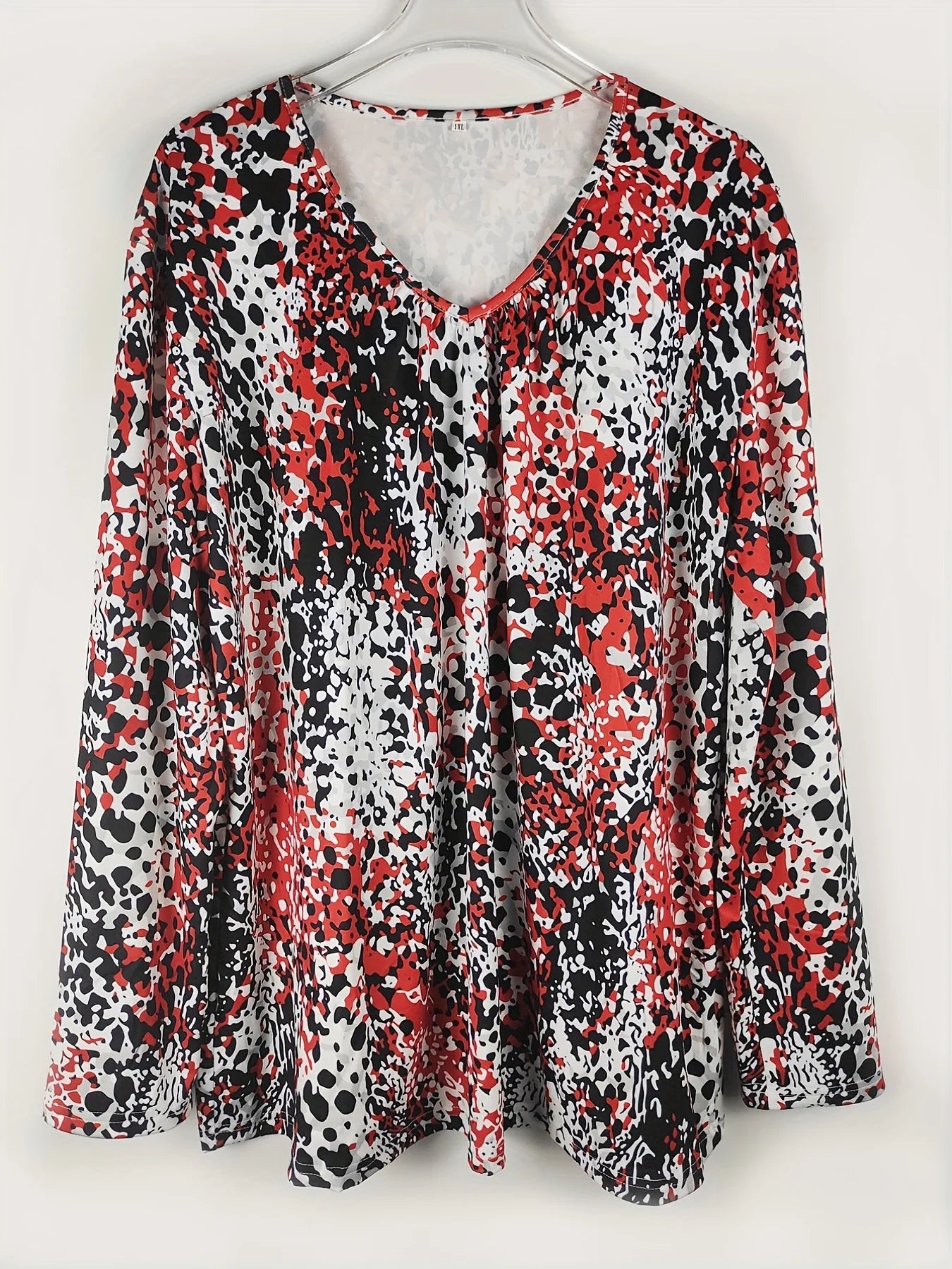 Plus Size Leopard Print V-Neck Long Sleeve Top | Wovetsa