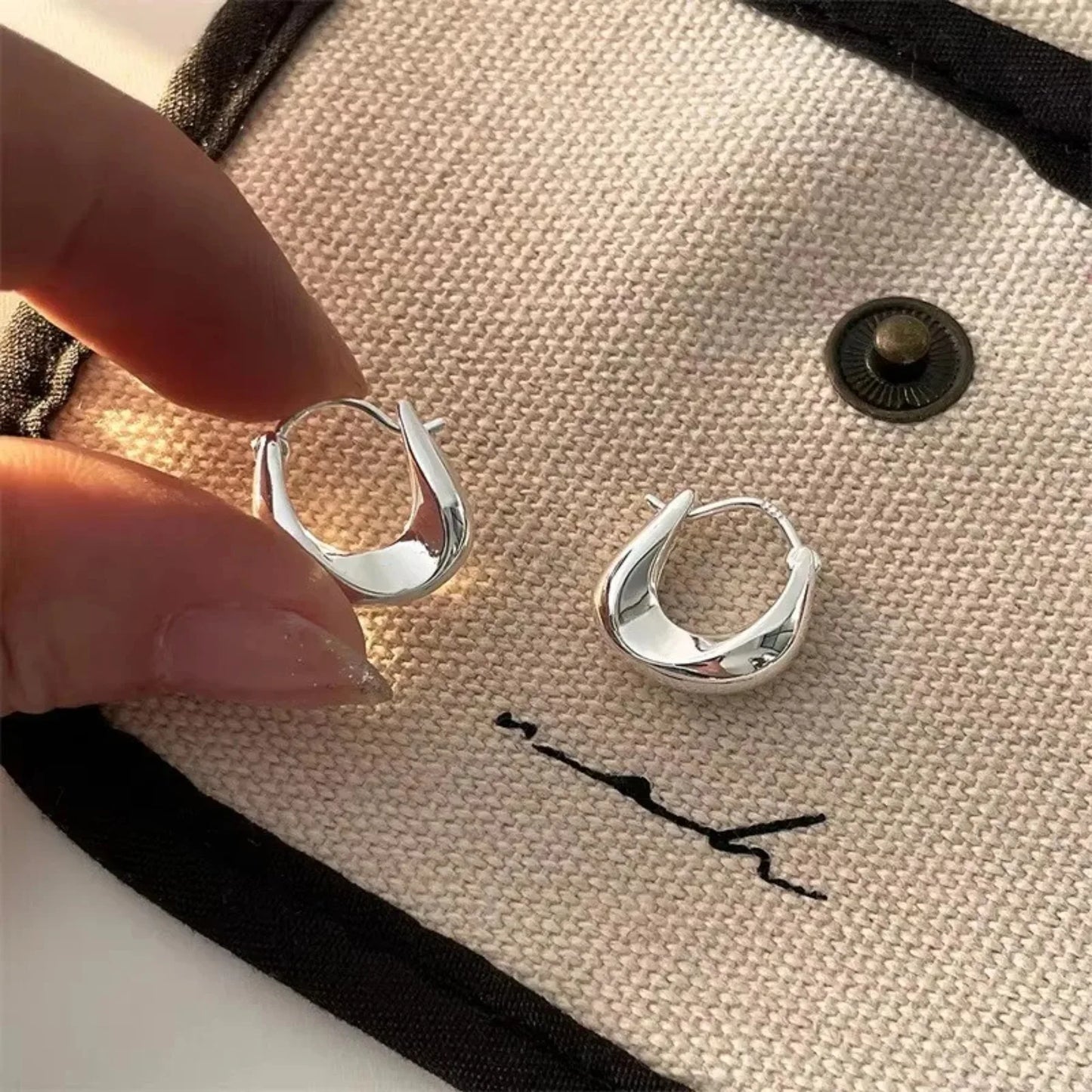 925 Sterling Silver Hoop Earrings | Wovetsa