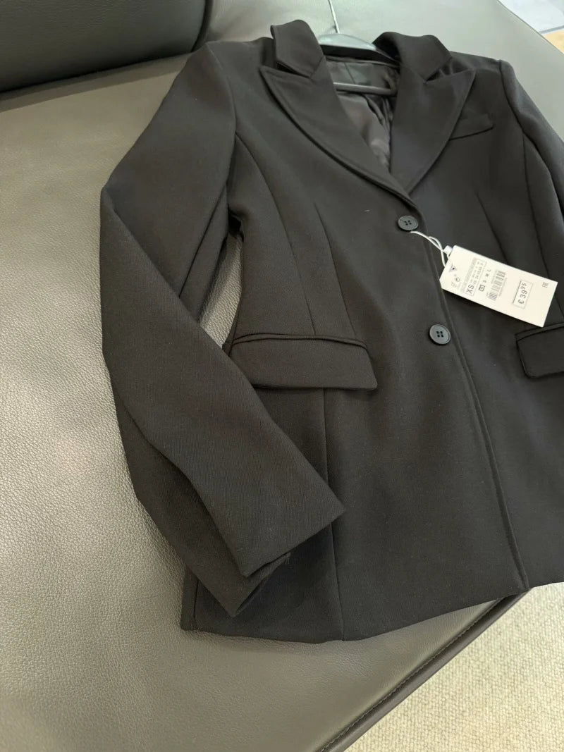 Shoulder-Padded Waist-Cinching Blazer | Wovetsa