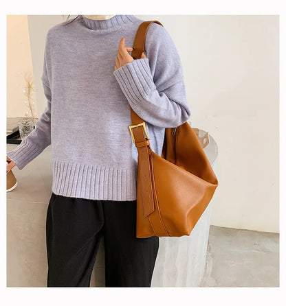 Large Capacity Boston Shoulder Bag | Wovetsa