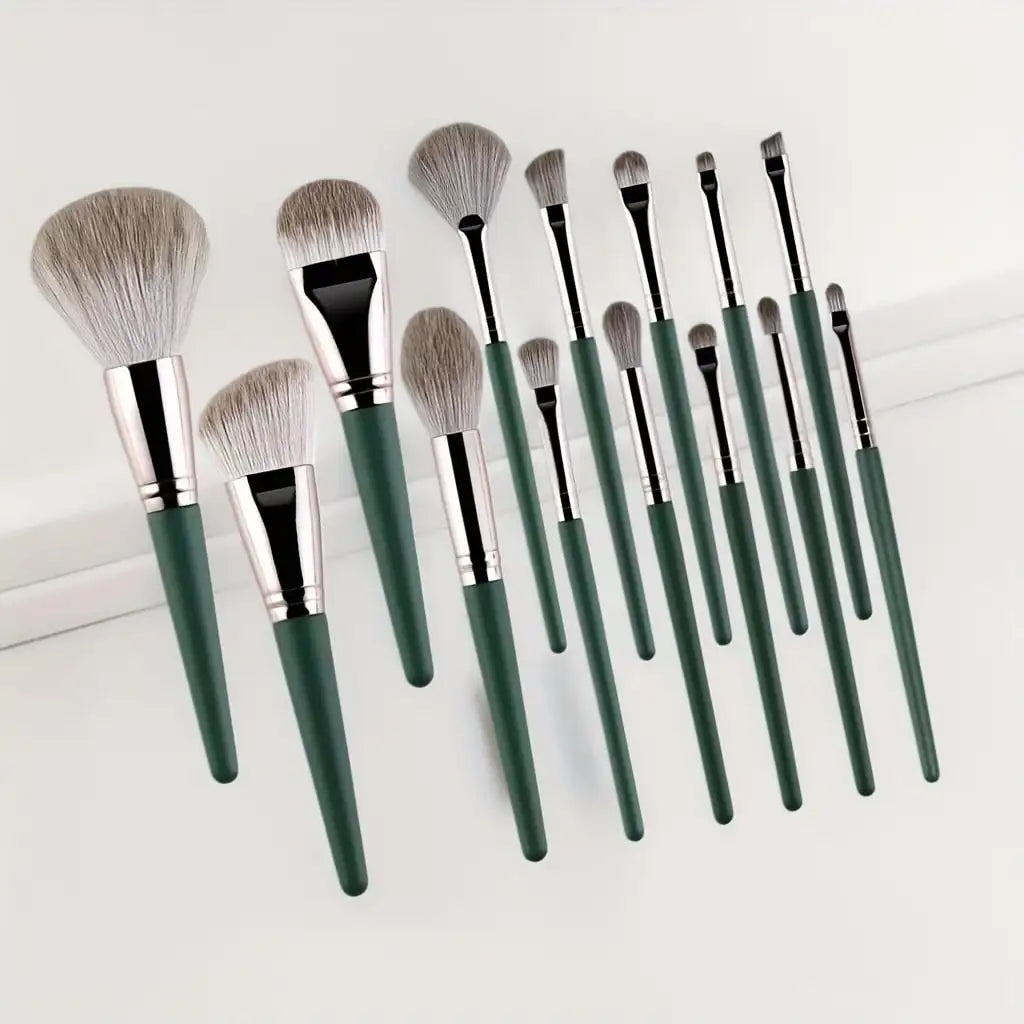 14-Piece Jade Green Makeup Brush Set with Travel Pouch | Wovetsa