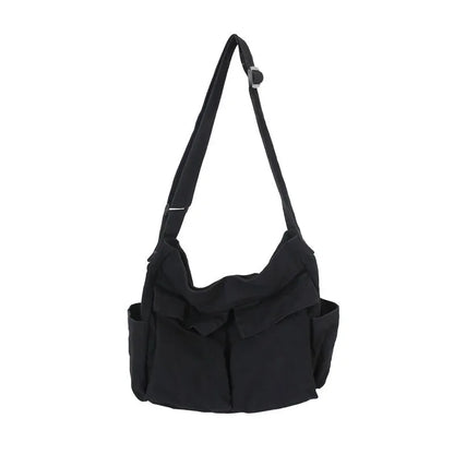 Retro Canvas Messenger Bag | Wovetsa