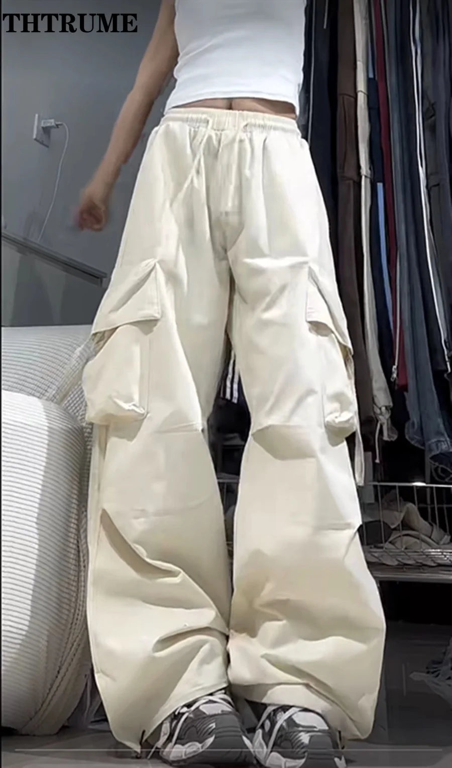 Retro Baggy Jogger Pants | Wovetsa