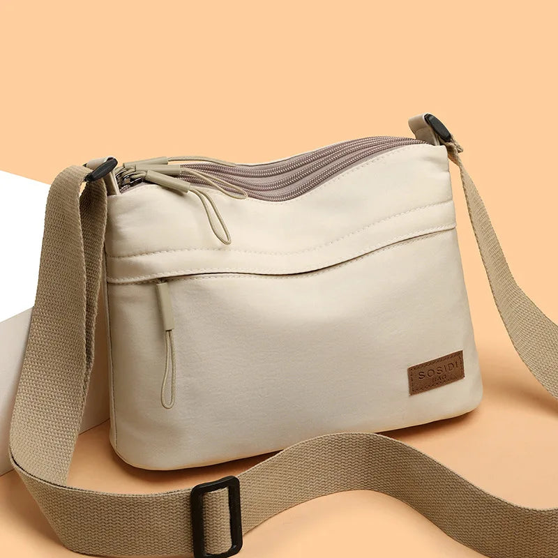 3-Pocket Canvas Shoulder Bag | Wovetsa