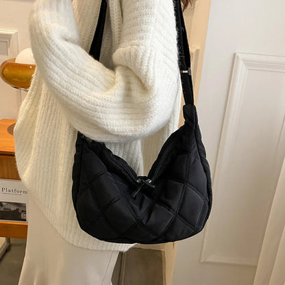 Diamond Check Cloud Shoulder Bag | Wovetsa