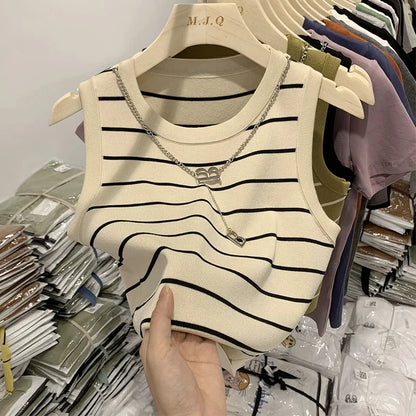 Striped Knit Sleeveless Top | Wovetsa