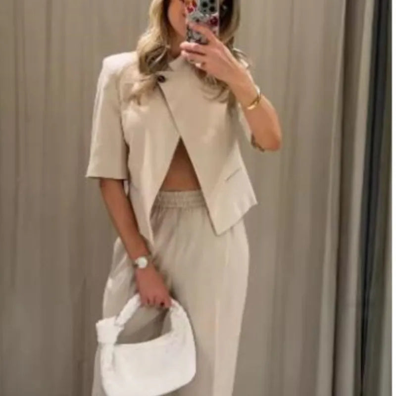 Short Sleeve Blazer with Shoulder Pads | Wovetsa