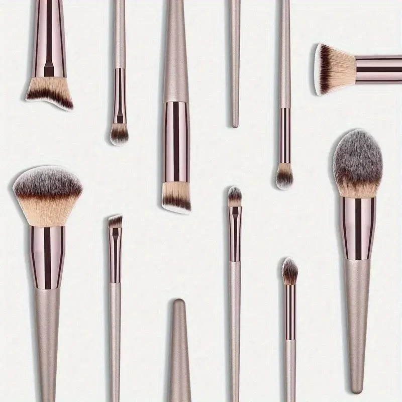 10-Piece Champagne Gold Makeup Brush Set | Wovetsa