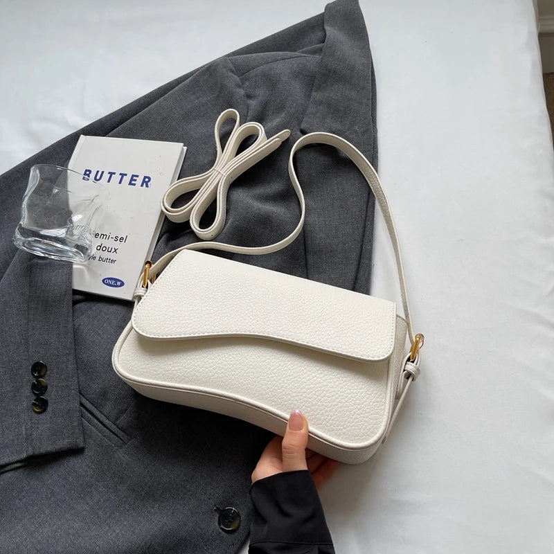 Lychee Pattern Flap Crossbody Bag | Wovetsa