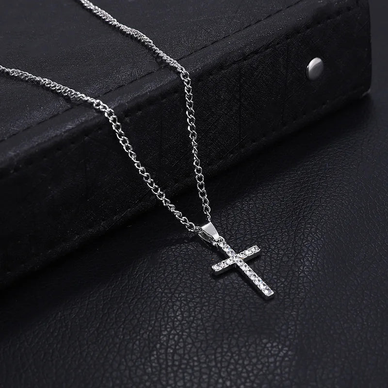 Cross Pendant Necklace | Wovetsa
