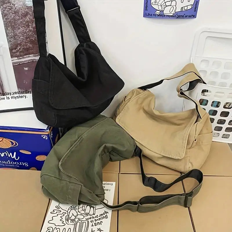 Vintage Canvas Messenger Crossbody Bag | Wovetsa