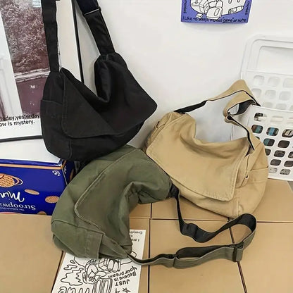 Vintage Canvas Messenger Crossbody Bag | Wovetsa