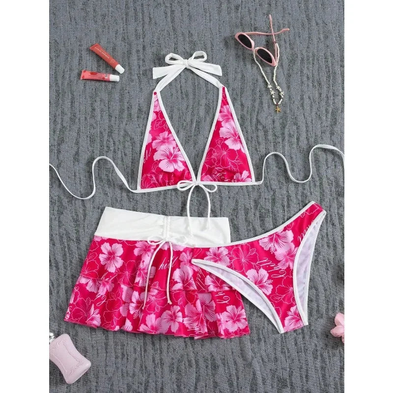 Floral Color Block Triangle Halter 3-Piece Bikini Set | Wovetsa