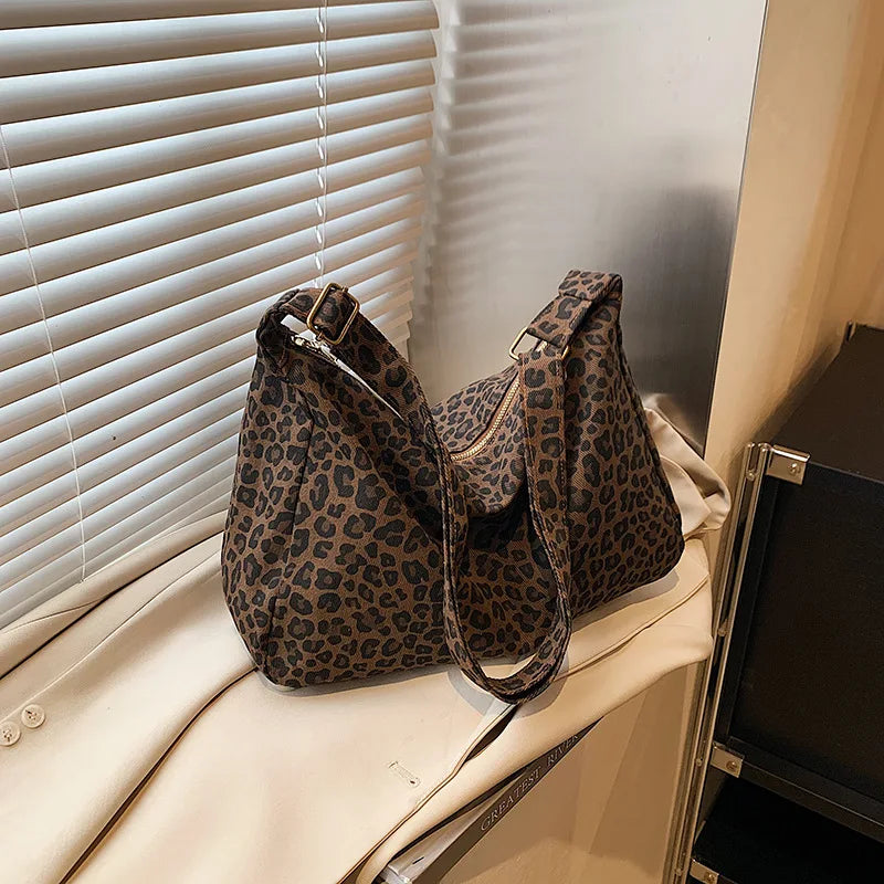 Leopard Print Retro Hobo Shoulder & Crossbody Bag | Wovetsa