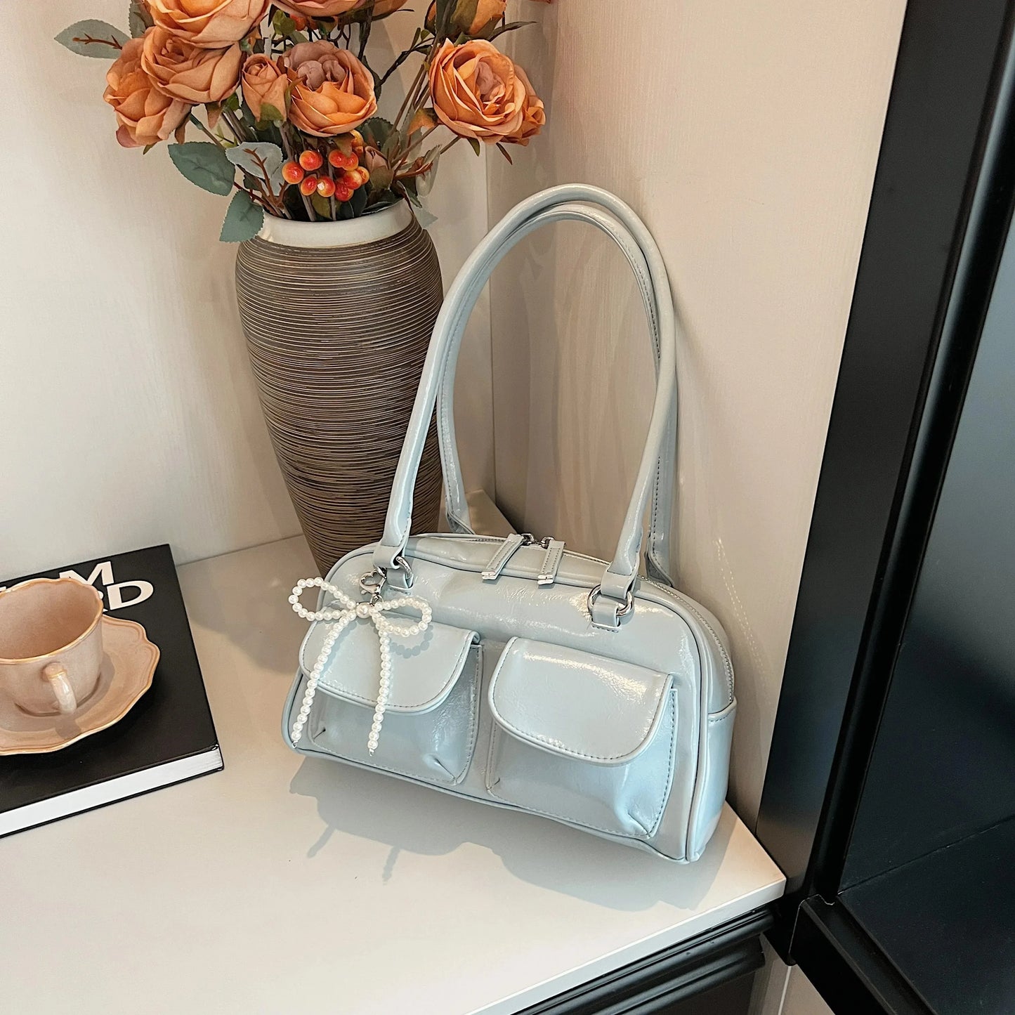 Bow Pillow Shoulder Bag | Wovetsa