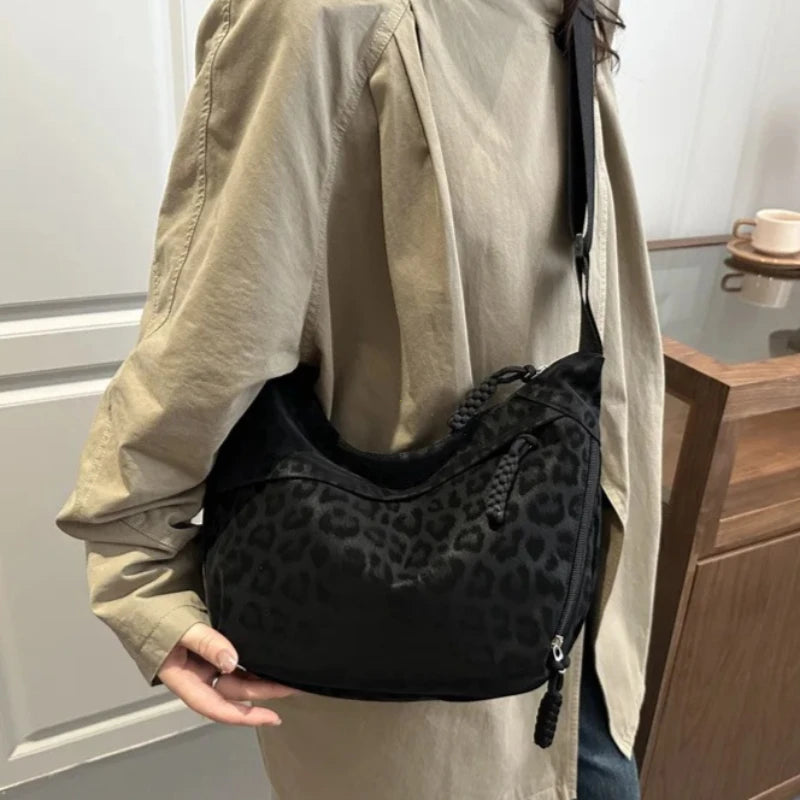 Women Fashion Leopard Print Crossbody Bag Large Capacity Hobo Shoulder Bag for Daily Commuter Multi Pocket Armpit Tote Bag