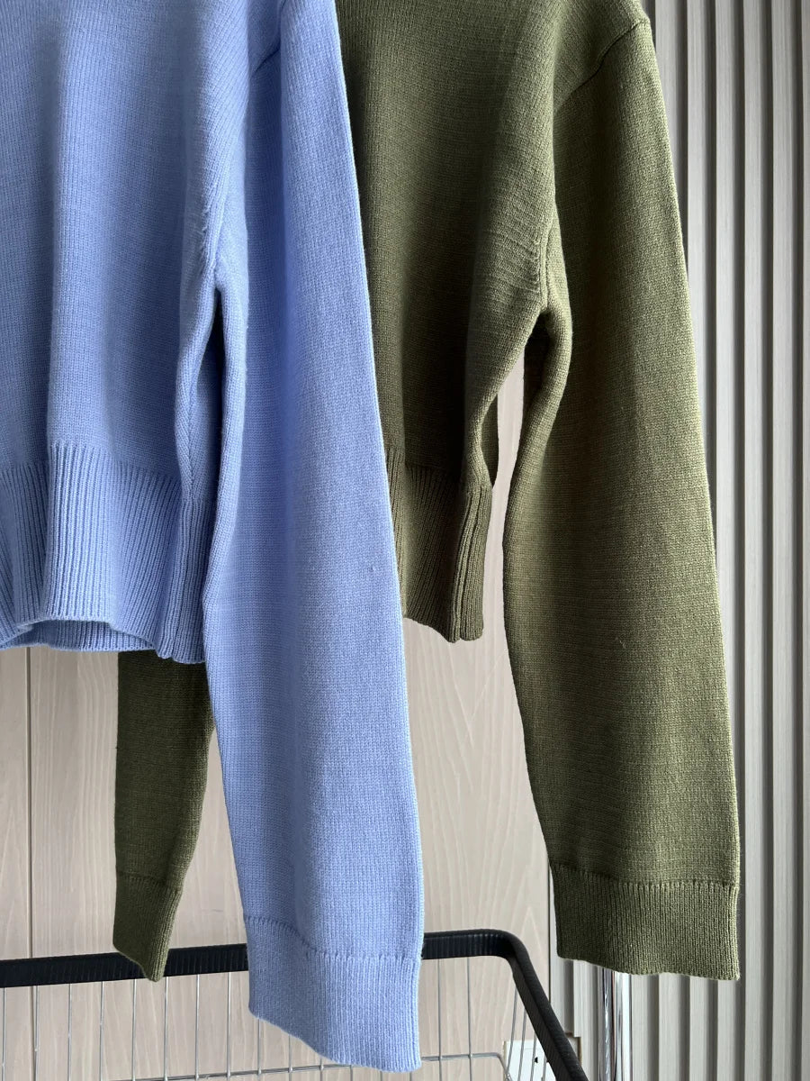 Loose sleeve round neck knitted sweater 2025 new product ladies ultra-wide ribbed hem long sleeve short cardigan