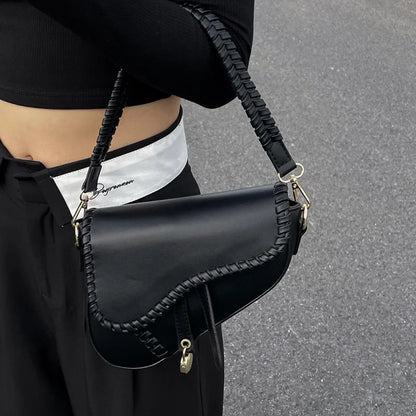 Woven Saddle Underarm Crossbody Bag | Wovetsa