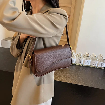 Lychee Pattern Flap Crossbody Bag | Wovetsa