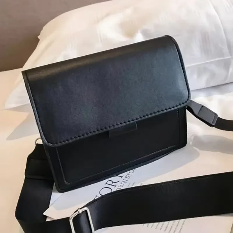 Small Flap Crossbody Messenger Bag | Wovetsa