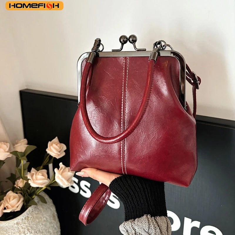 Shell Crossbody Bag | Wovetsa