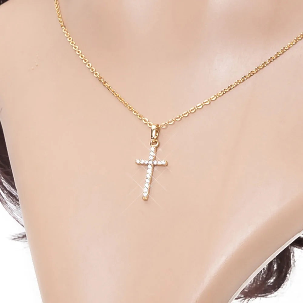 Cross Pendant Necklace | Wovetsa