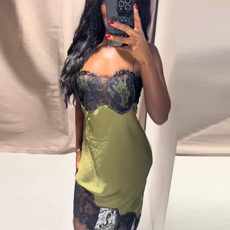 Lace-Edge Knee-Length Skirt Dress | Wovetsa