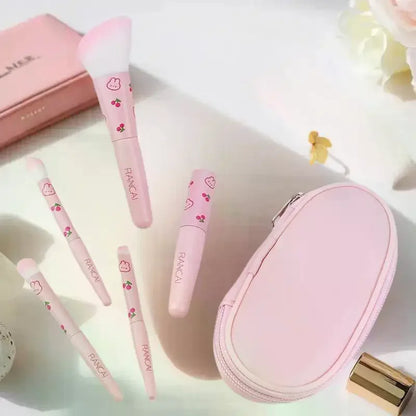 5-Piece Mini Makeup Brush Set with Case | Wovetsa