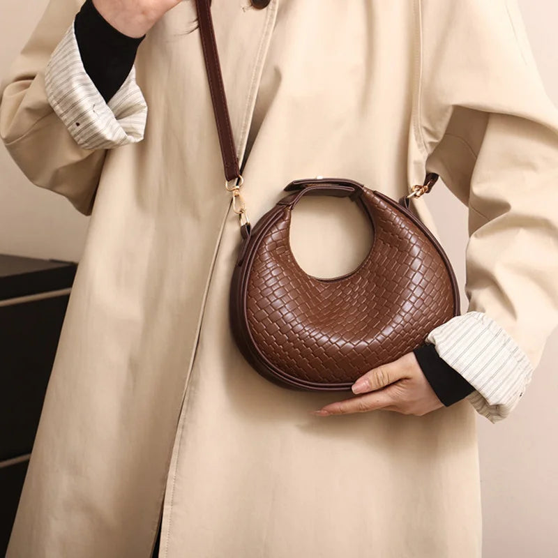 Half Moon Shoulder Bag | Wovetsa