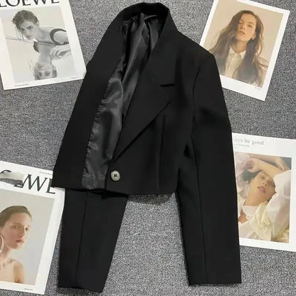 Notched Collar Cropped Blazer | Wovetsa