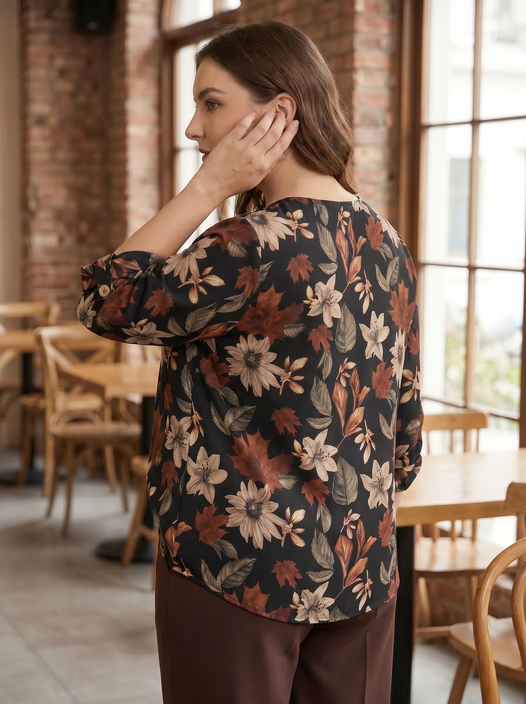 Plus Size Floral Print V-Neck Tunic Blouse | Wovetsa