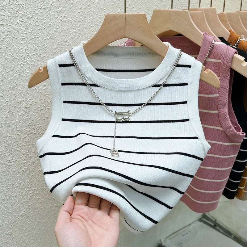 Striped Knit Sleeveless Top | Wovetsa