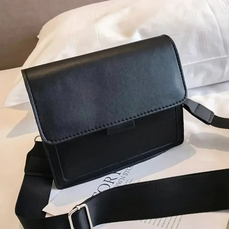 Small Flap Crossbody Messenger Bag | Wovetsa