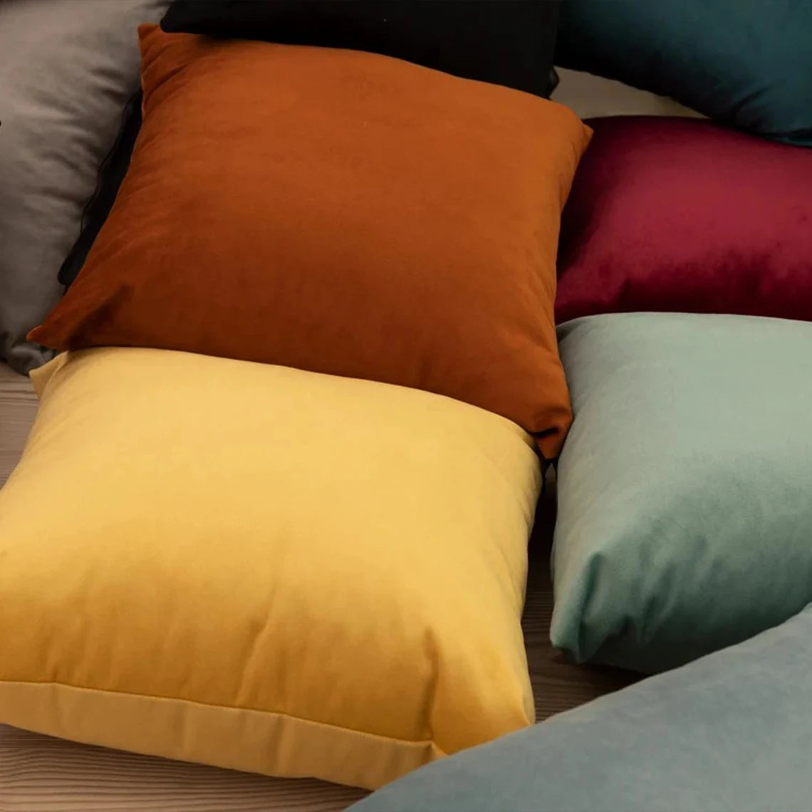 Velvet Cushion Cover | Wovetsa