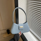 Minimalist Saddle Shoulder Bag | Wovetsa