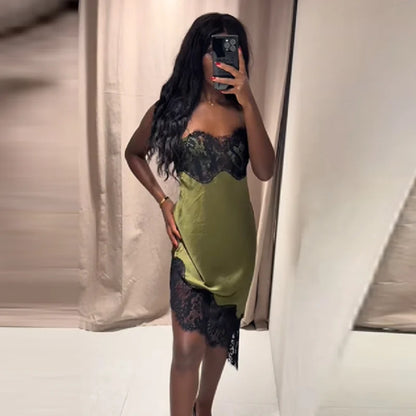 Lace-Edge Knee-Length Skirt Dress | Wovetsa