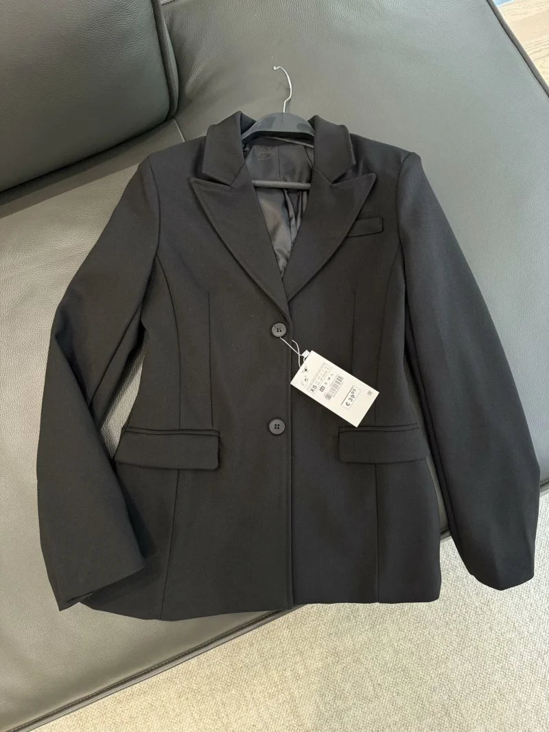 Shoulder-Padded Waist-Cinching Blazer | Wovetsa