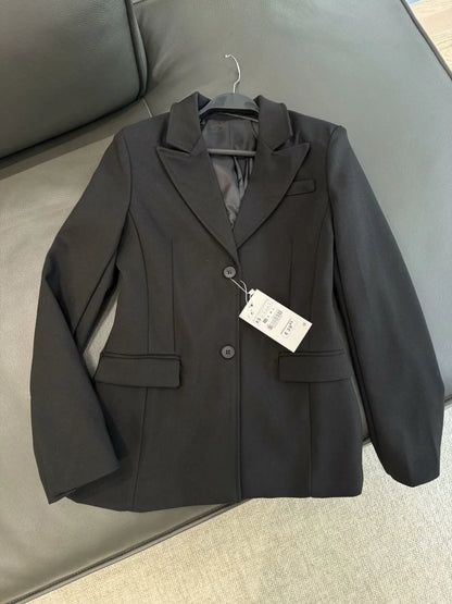 Shoulder-Padded Waist-Cinching Blazer | Wovetsa