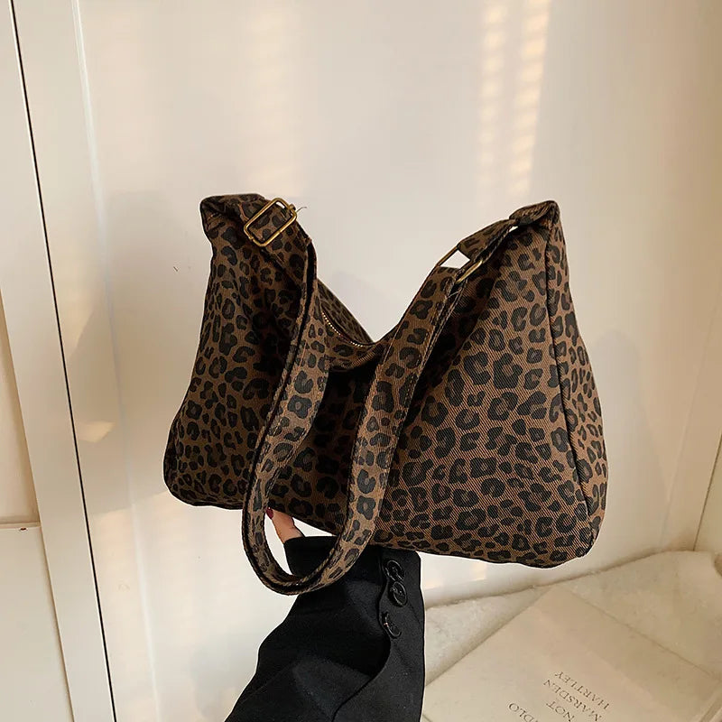 Leopard Print Retro Hobo Shoulder & Crossbody Bag | Wovetsa