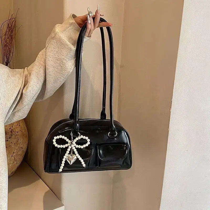 Bow Pillow Shoulder Bag | Wovetsa
