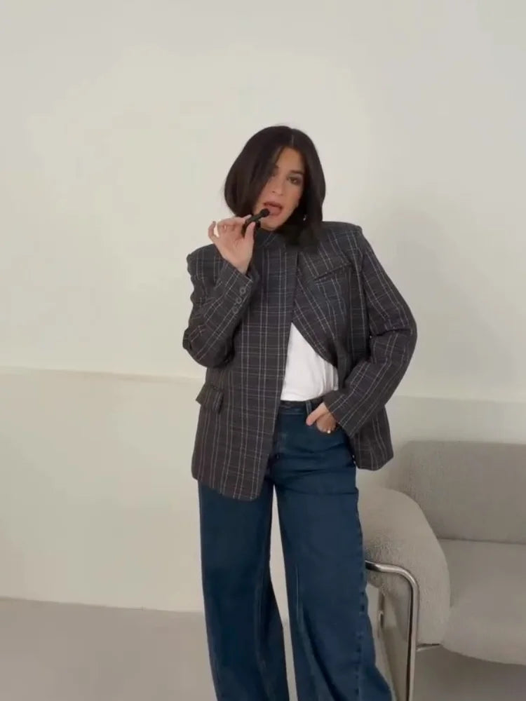 Striped Turtleneck Loose Blazer | Wovetsa