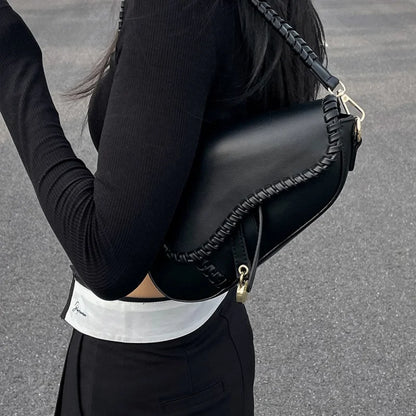 Woven Saddle Underarm Crossbody Bag | Wovetsa