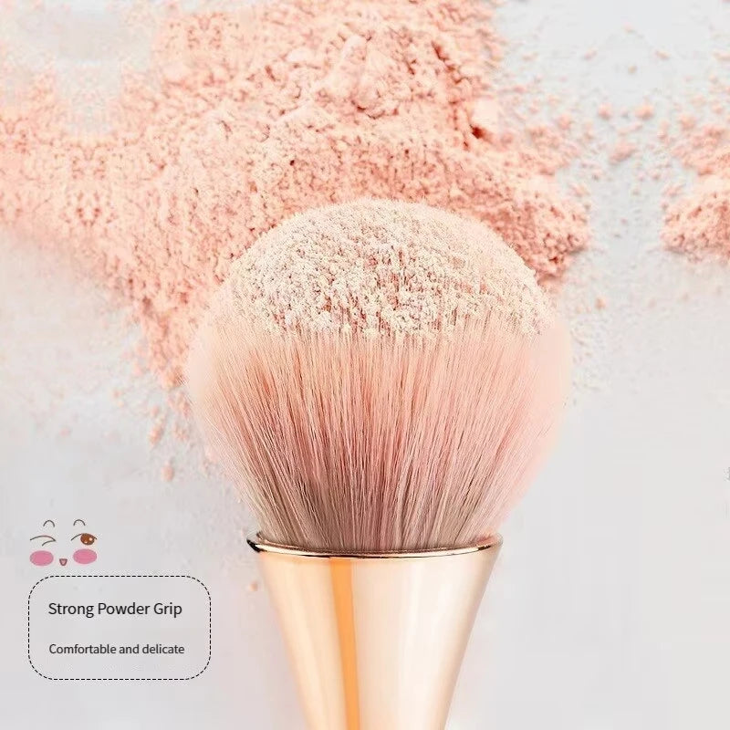 Rose Gold Fan Makeup Brush | Wovetsa