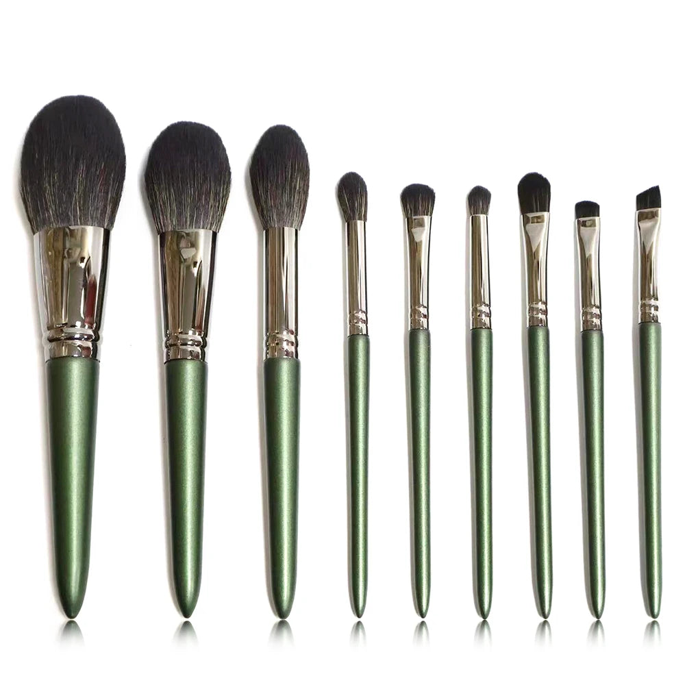 11-Piece Vegan Makeup Brush Set | Wovetsa